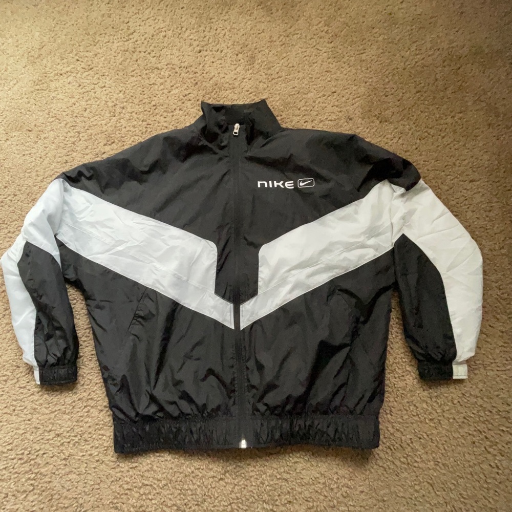 NIKE BRAND NEW WIND BREAKER WORN ONE TIME!